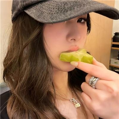 自由第一日