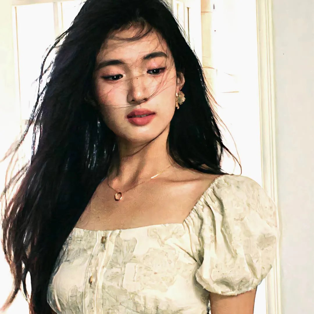 夜空总有最大密度的蓝色